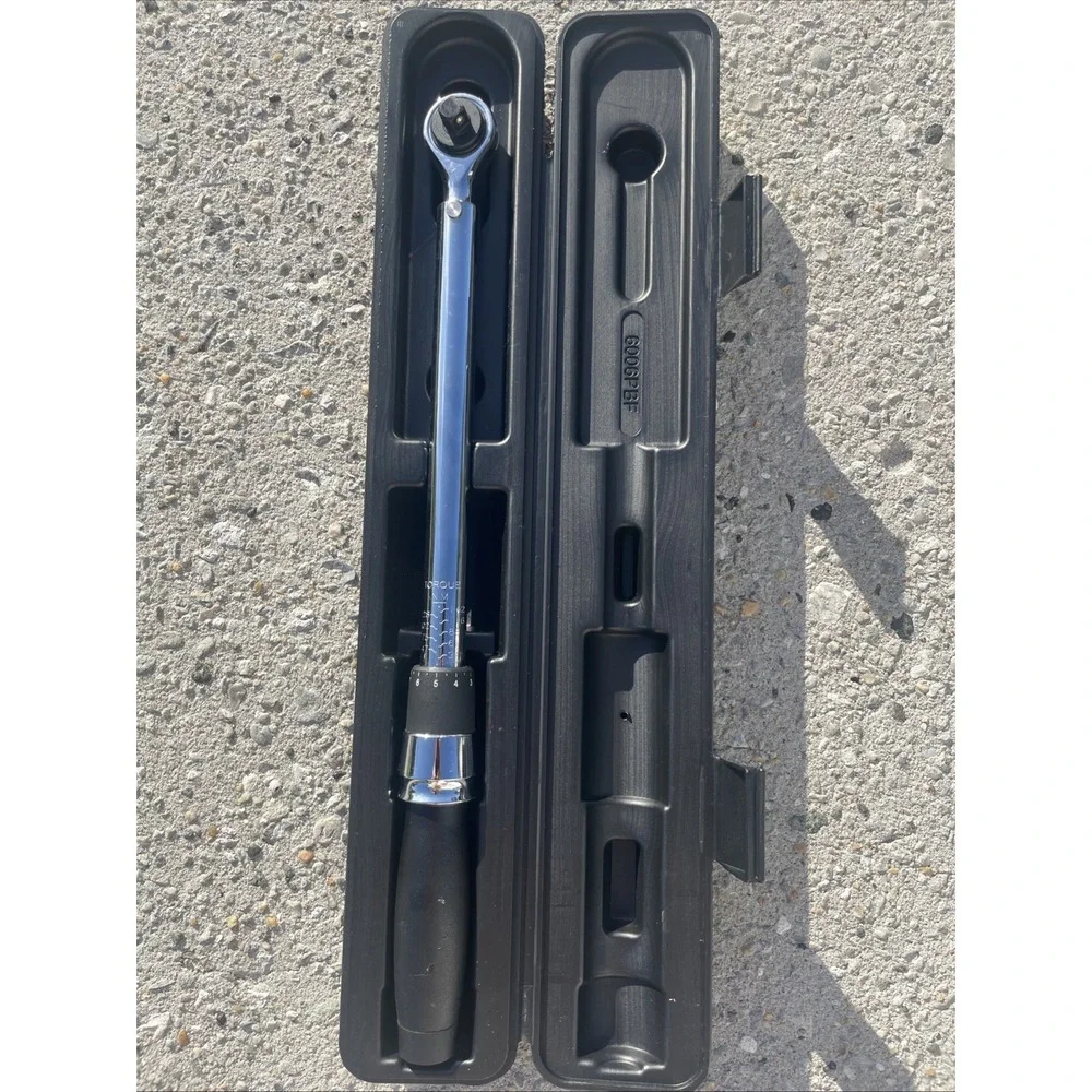 NEW HUSKY PRO Torque Wrench 39103 Socket Wrench w/ Case FAST SHIPPING‎